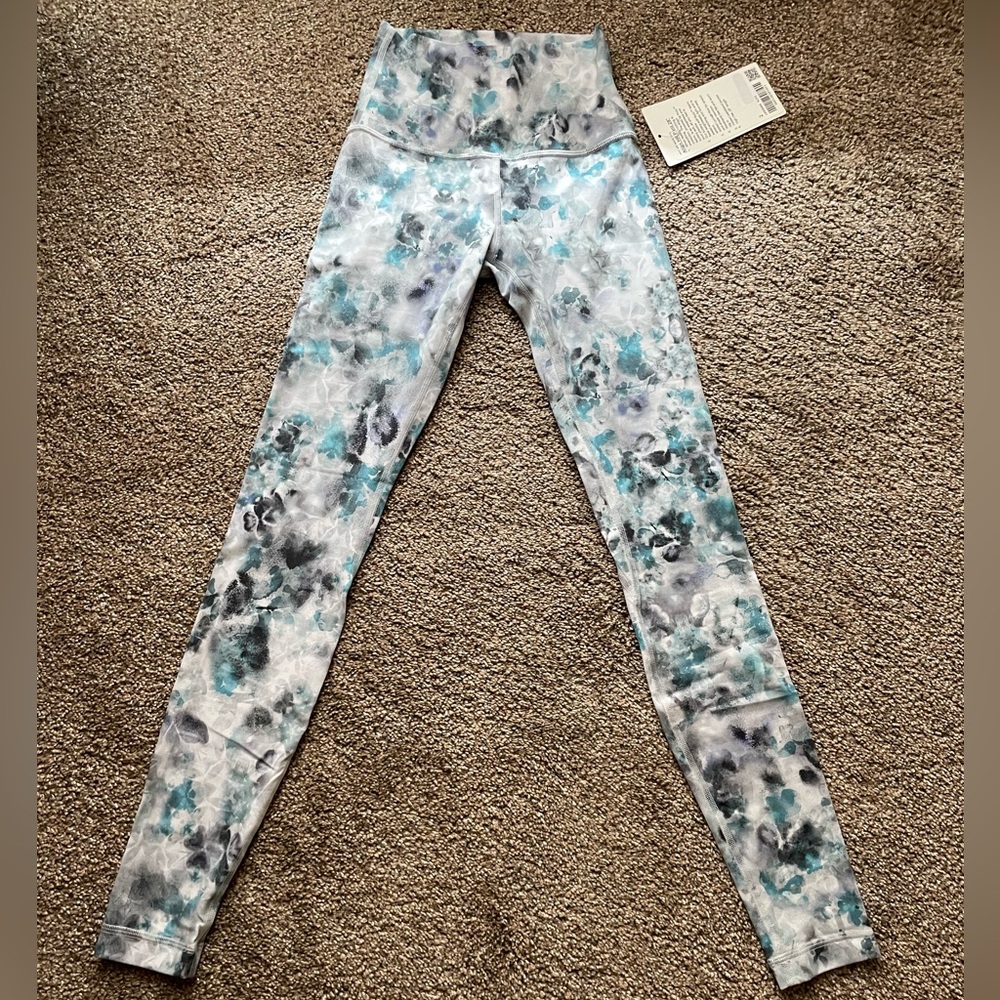 NWT Lululemon Align HR 28” leggings size 2